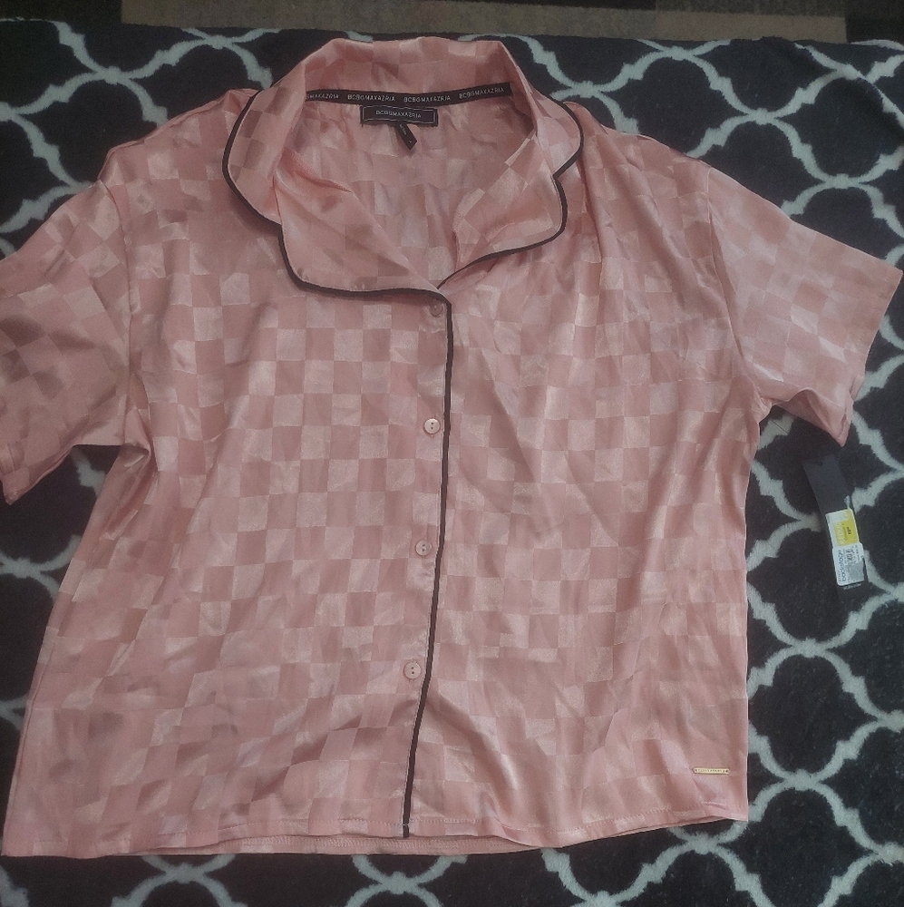 Nwt BCBGMAXAZARIA pink Skeep Shirt‎ Large